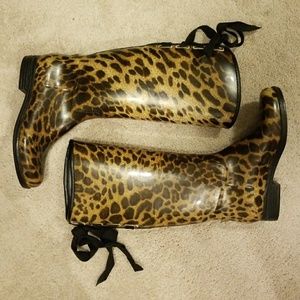Dav rain boots, leopard print size 7